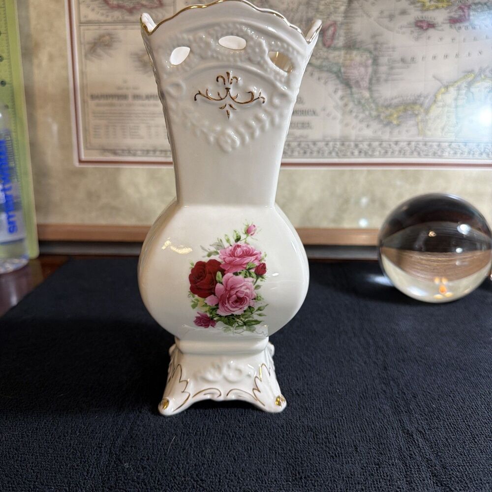 Baun Bros. Vase Called Formalities